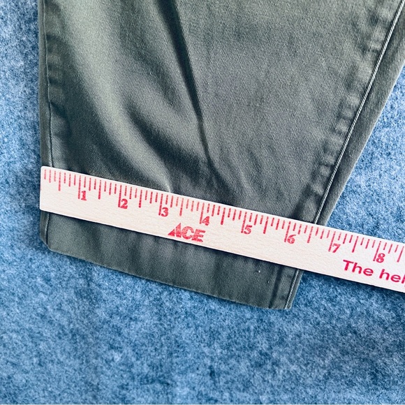 AYR Metropolitan Pleated Trousers Women’s Relaxed Taper Crop Green | Size 0 - Picture 8 of 11